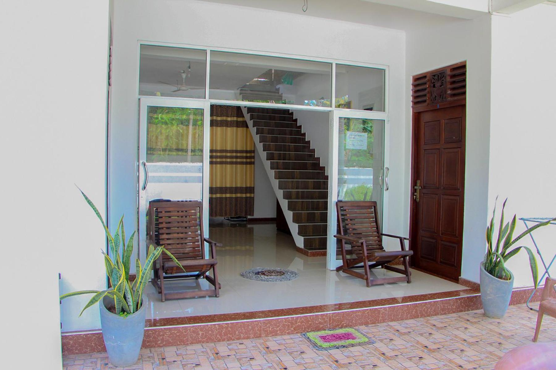 Sasmika Villa Surf And Yoga Hostel Weligama Exterior photo